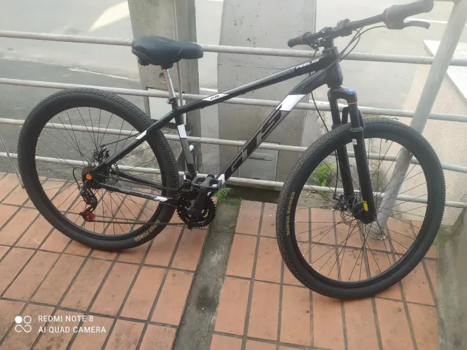  Vendo bicicleta aro 29 pouco tempo de uso 