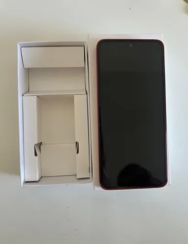 Motorola Edge 60 neo goiaba