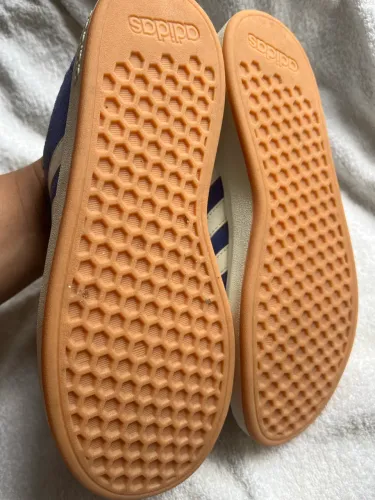 Tênis Adidas