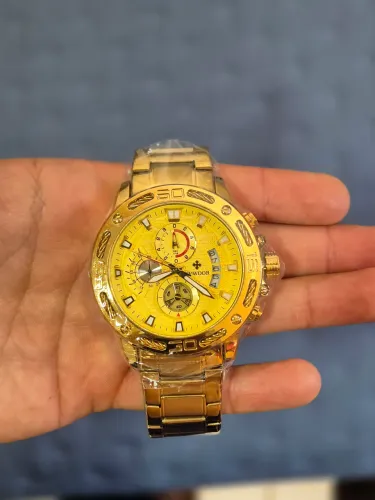 Relógio Wwoor 8879 dourado