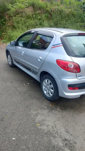 Peugeot 207 XR Sport 1.4 Flex 8V 5P 2010