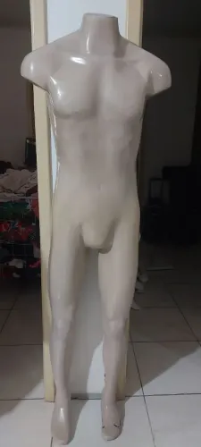 Manequim masculino