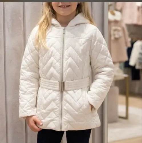 NOVO Casaco puffer infantil Kyly TAM 4 gorro