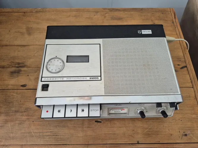 Antigo gravador Philips