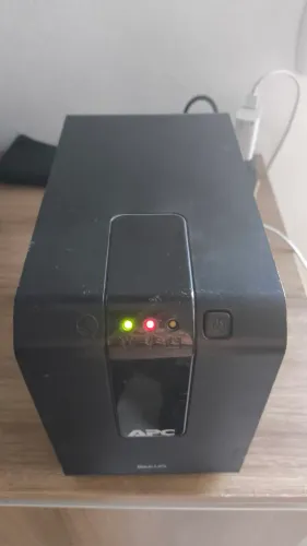 Nobreak APC Back-UPS 700