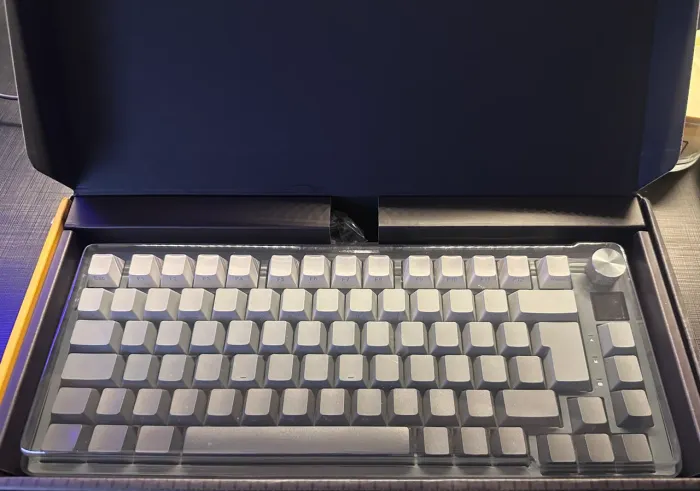 Teclado Titorion SAIPH 75% Mecânico Wireless Gasket Brancona