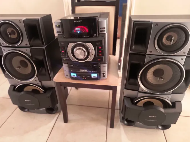 SOM SONY GTR8 6 CAIXAS 1100W RMS