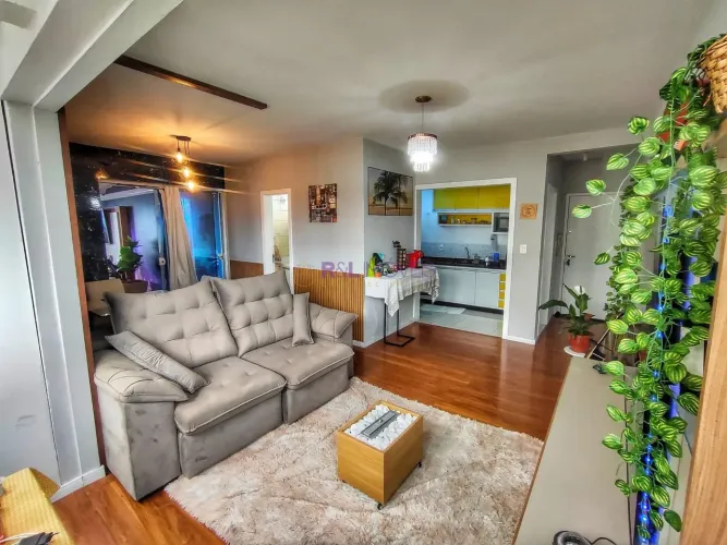 Cobertura com vista mar em Coqueiros - Florianópolis