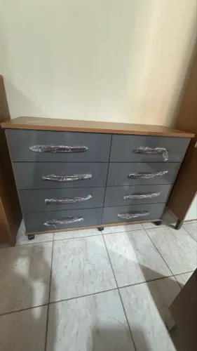 CÔMODA JADE 8 GAVETAS 