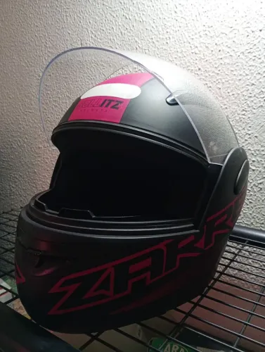 CAPACETE PARA MOTOQUEIRO.. 