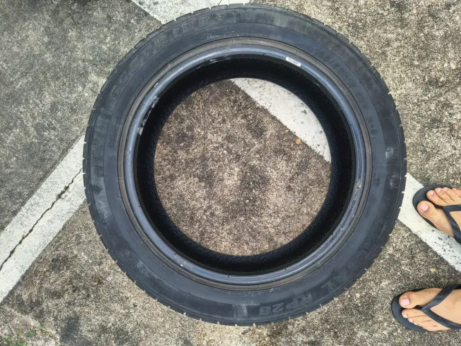 2 Pneus 185/55 R16 83V, marca Goodride