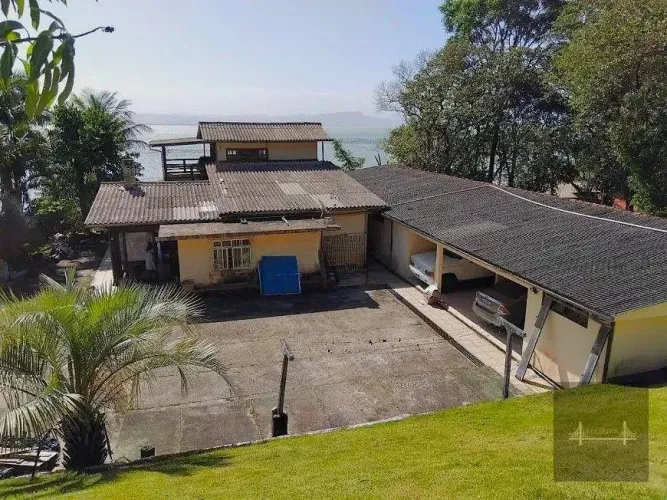Casa com 3 dormitórios à venda, 395 m² por R$ 2.600.000 - Ribeirão da Ilha - Florianópolis