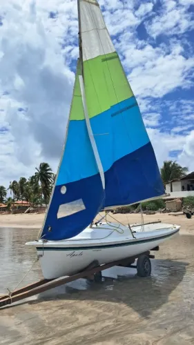 Veleiro monotipo Day Sailer