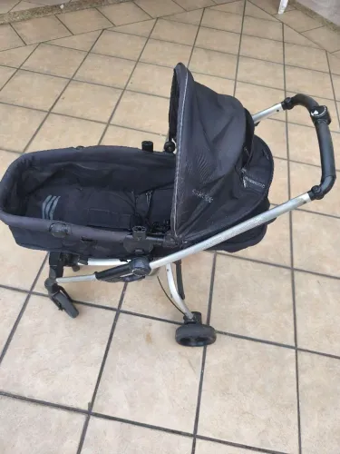 Carrinho de Bebê Kiddo Eclipse + Bebê Conforto