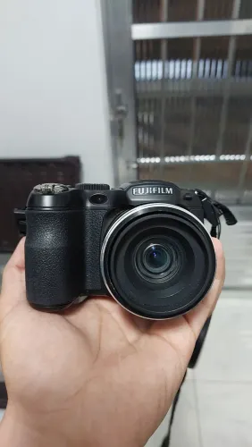 Câmera Fujifilm S2980