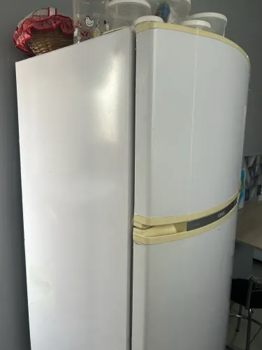 VENDO GELADEIRA 