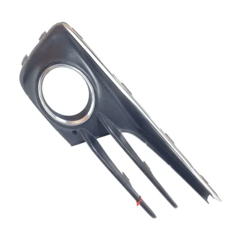 Moldura Farol Milha Esquerdo Fox 1.6 2015 Detalhe Esquerdo