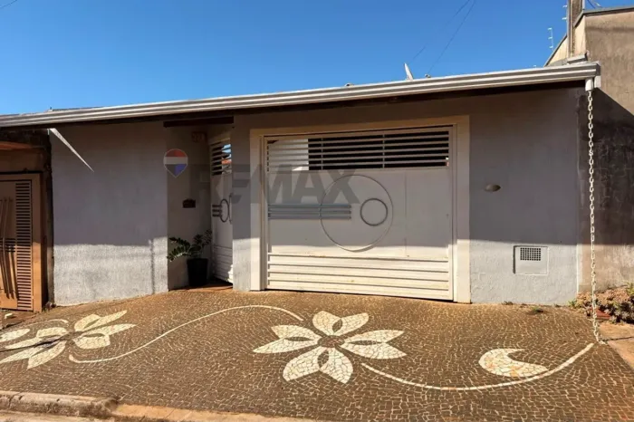Casa com 2 quartos, garagem coberta e churrasqueira em Araras/SP