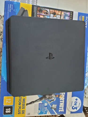 Ps4 slim 1TB