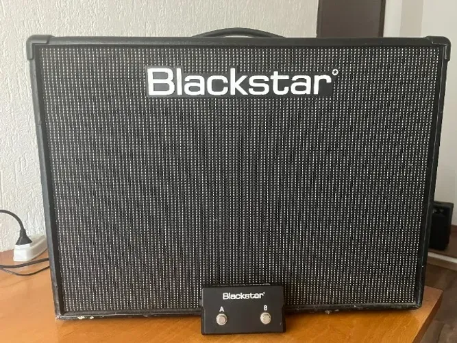 Blackstar ID:Core Stereo 150W - Com Footswitch Original + Looper