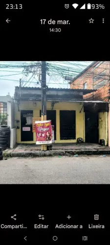 Casa com kitnet e Ponto