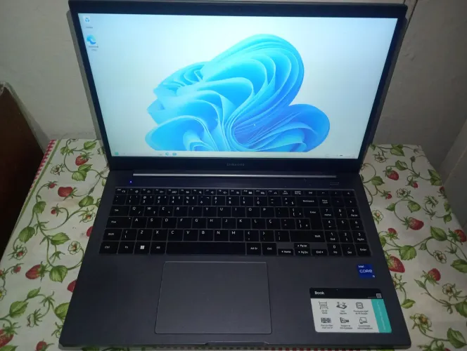 Samsung Book