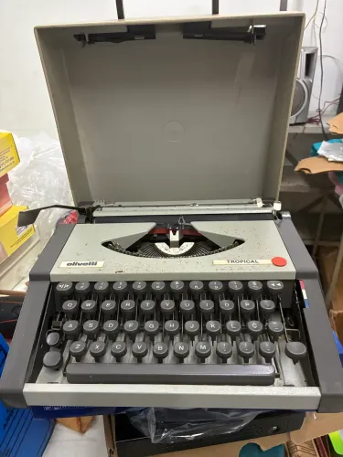 Máquina de Datilografia Escrever