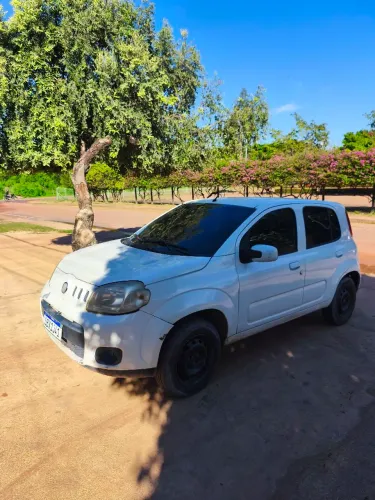 Fiat Uno Vivace/rua 1.0 EVO Fire Flex 8V 5P 2012