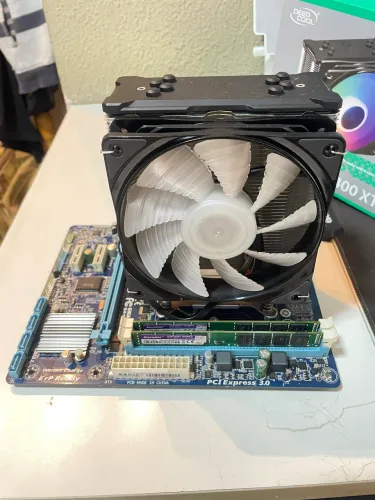 Kit i5 3 geração , 2 memória ram ddr3 coler 4000x placa mãe . 