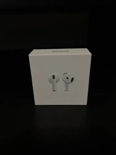 AirPods 4 lacrado na caixa