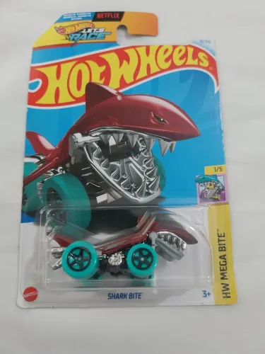 Hot wheels SHARK BITE