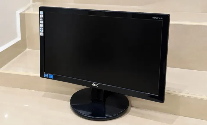 MONITOR AOC 19?
