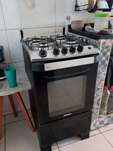 Fogão 4 bocas com acendedor automático Itatiaia