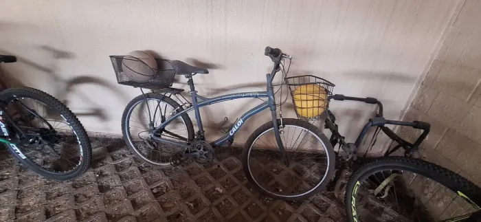 Bicicleta Caloi City Alumínio 21 marchas seminova