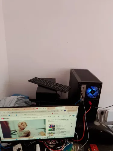 PC GAMER RX 7600 + MONITOR 180Hz + 32GB RAM