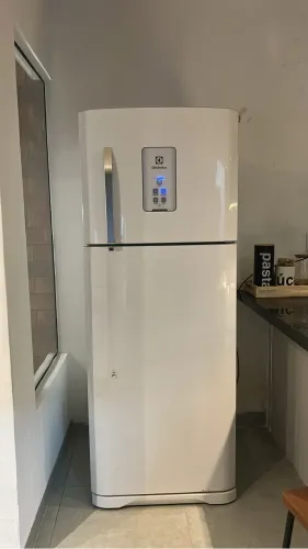 Geladeira 450 L Eletrolux 
