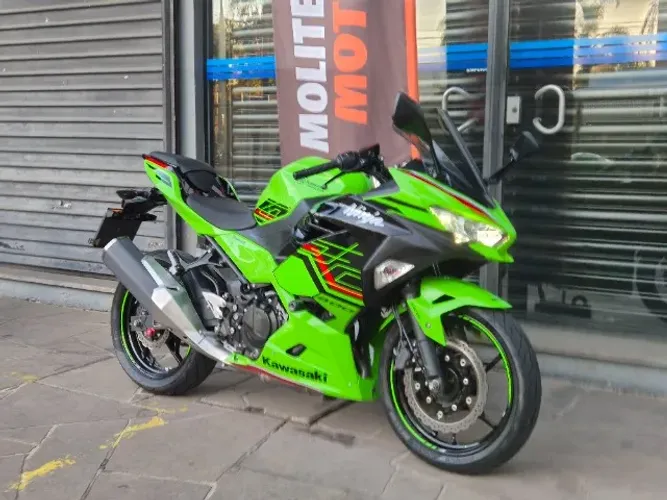 Kawasaki Ninja 400 KRT 2026