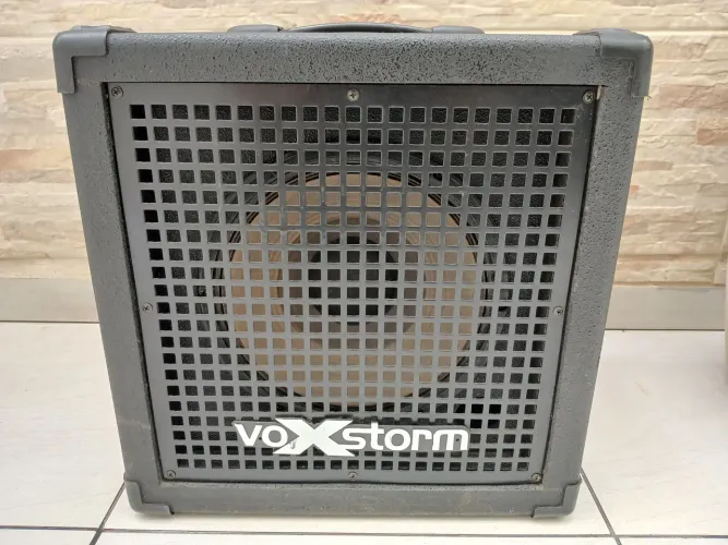 Amplificador para baixo Voxstorm Cube Bass 85