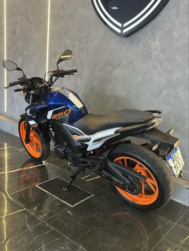 CB TWISTER 250 - 2020