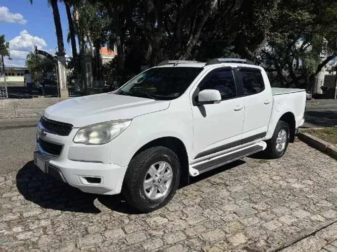 Chevrolet S10 Pick-up LT 2.8 TDI 4X2 CD Diesel AUT 2013