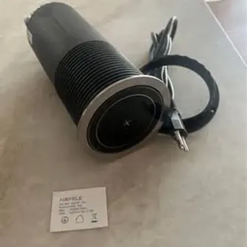 Torre De Tomada De Embutir Häfele P/ Bancada Com USB e Indução