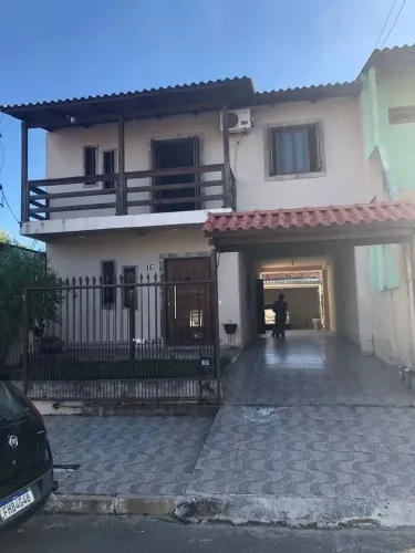 Sobrado com 3 Quartos e Quiosque no Bairro Morada do Vale III em Gravataí