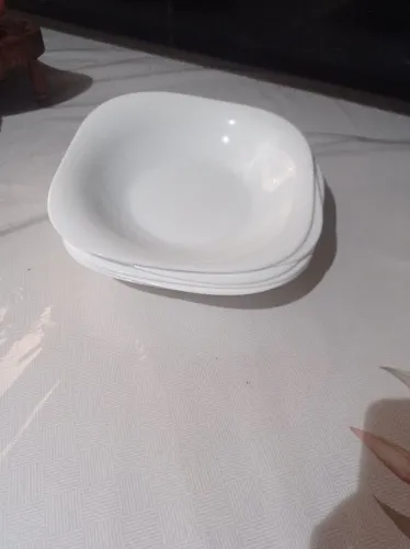 Conjunto de 6 pratos de porcelana