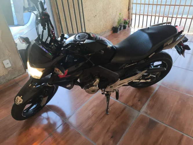 Honda cb 250c Twister