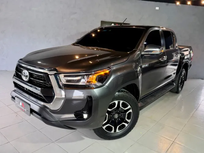 Toyota Hilux CD SRX 4X4 2.8 TDI 16V Diesel Aut. 2023