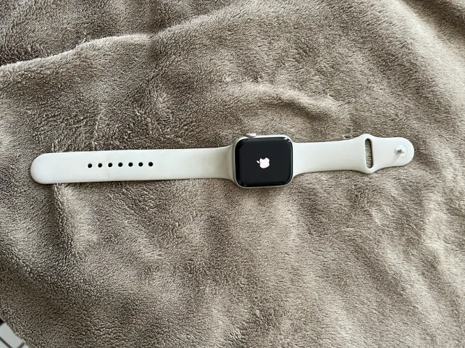 Apple Watch SE 44MM 