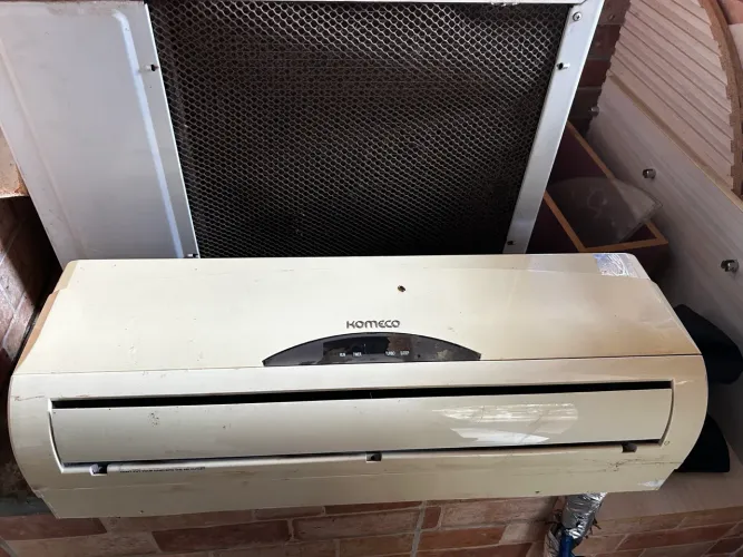 Vendo ar condicionado komeco