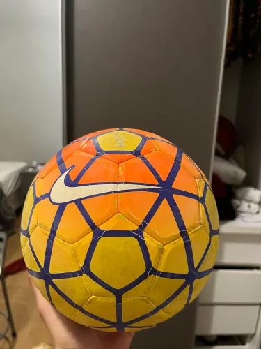 Bola Nike pitch