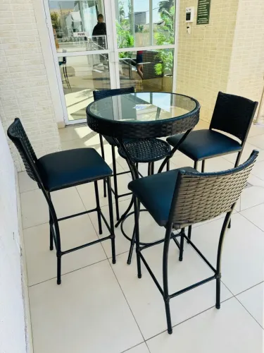 Mesa bistrô de fábrica 