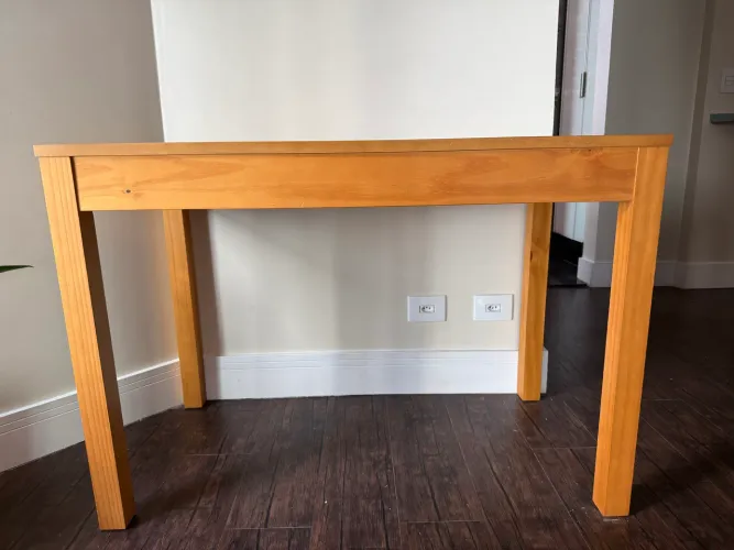 Mesa de madeira
